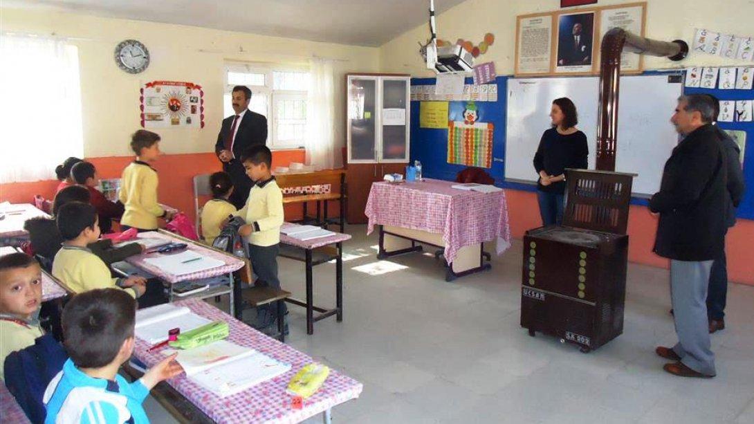  İlçe Milli Eğitim Müdürü Mehmet IŞIK ve Şube Müdürü Umut ÖZDEMİR Dilek Şehit Emrah Akman Ortaokulu ve İlkokulunu ziyaret etti